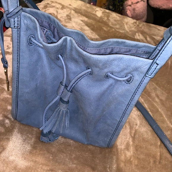 Fossil Crossbody - Picture 2 of 4